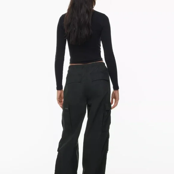 Aritzia Tna Squad Pocket Parachute Pant XXS Black - Picture 3 of 5
